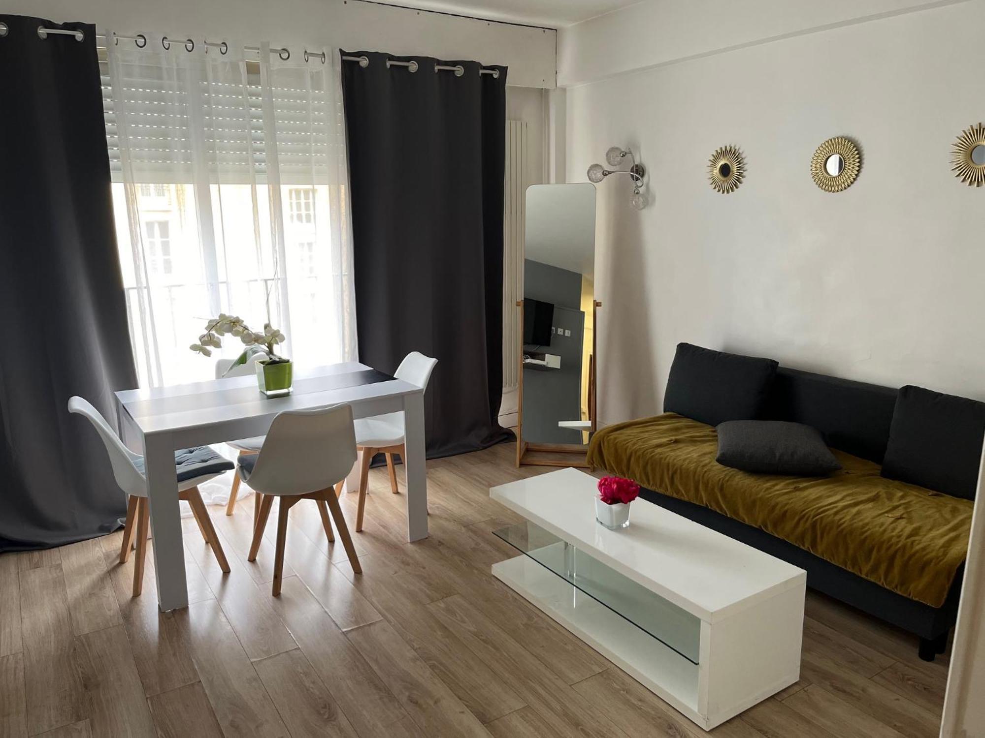 Proche Tour Eiffel Apartment Paris