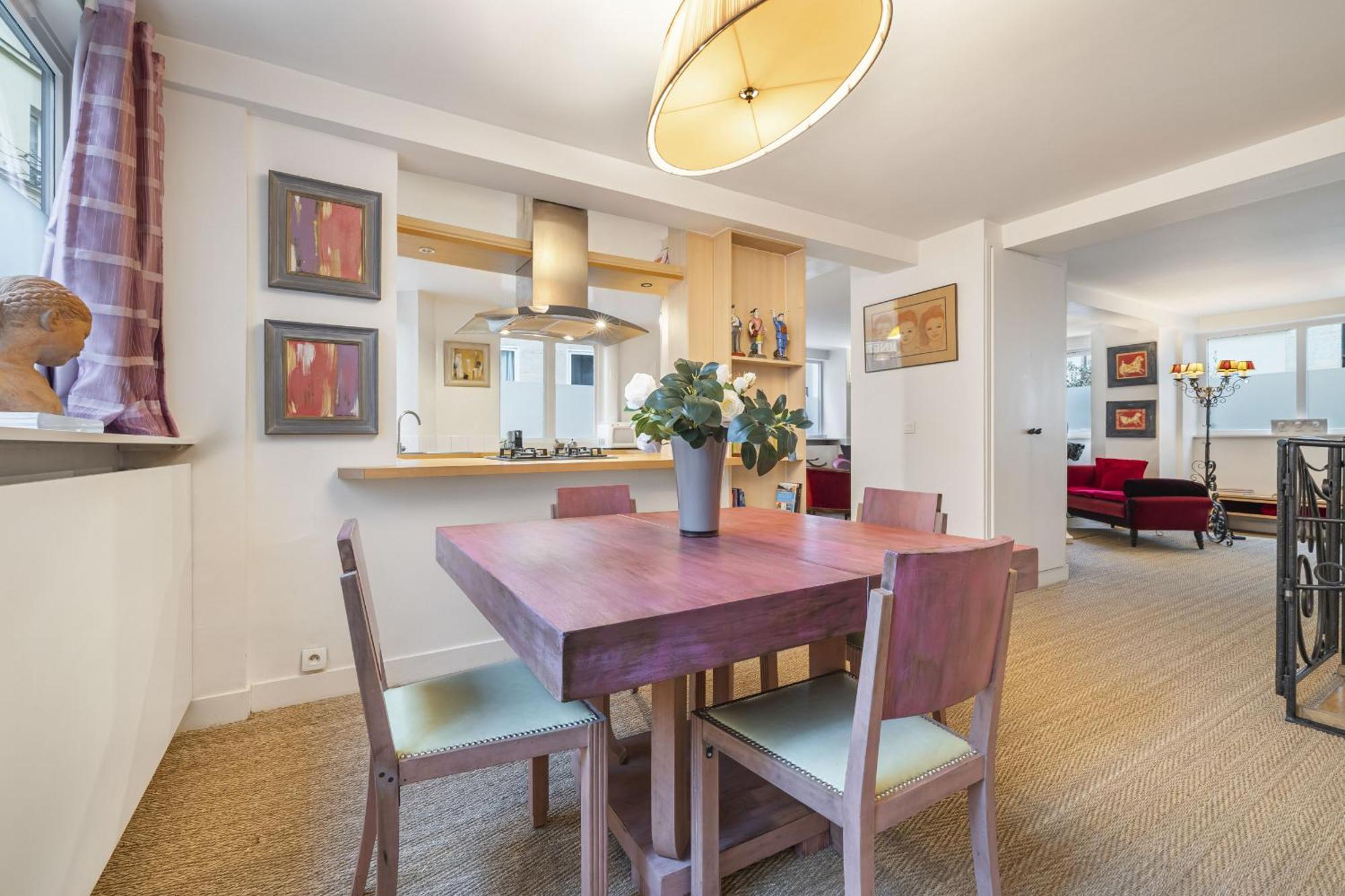 Ballerine Apartment Paris
