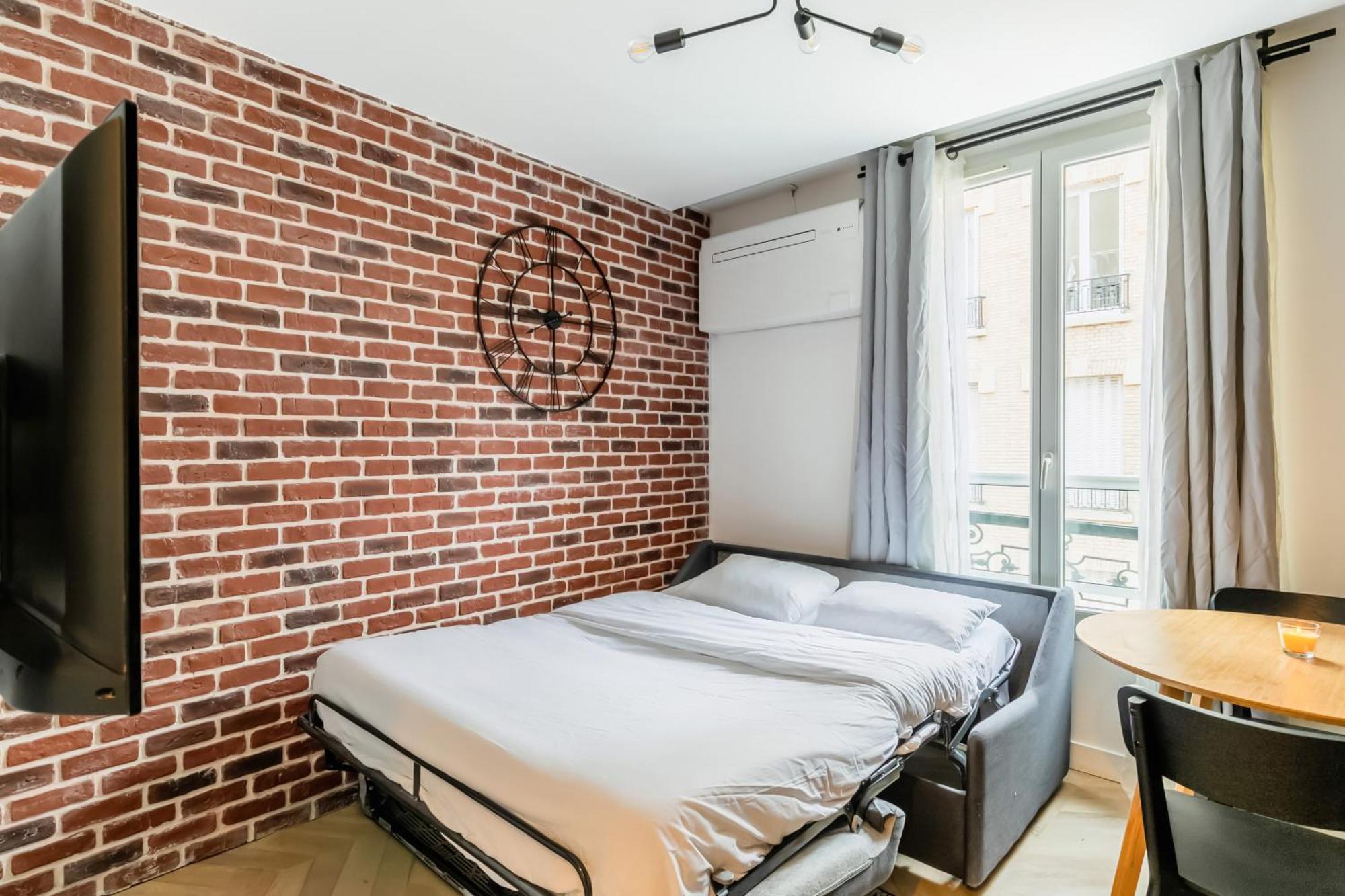 Apartment Unwind In Timeless Comfort *