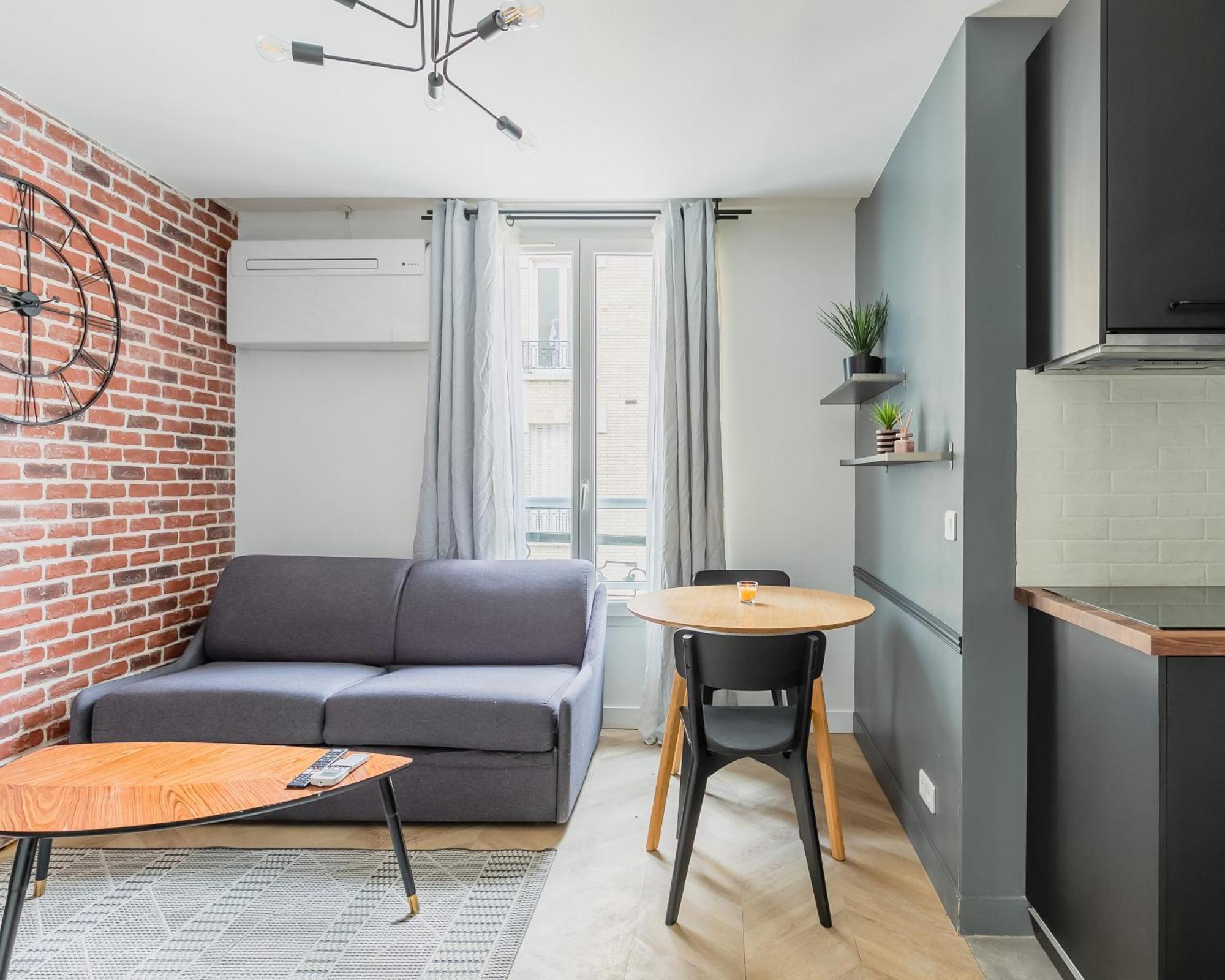 Unwind In Timeless Comfort Apartment *