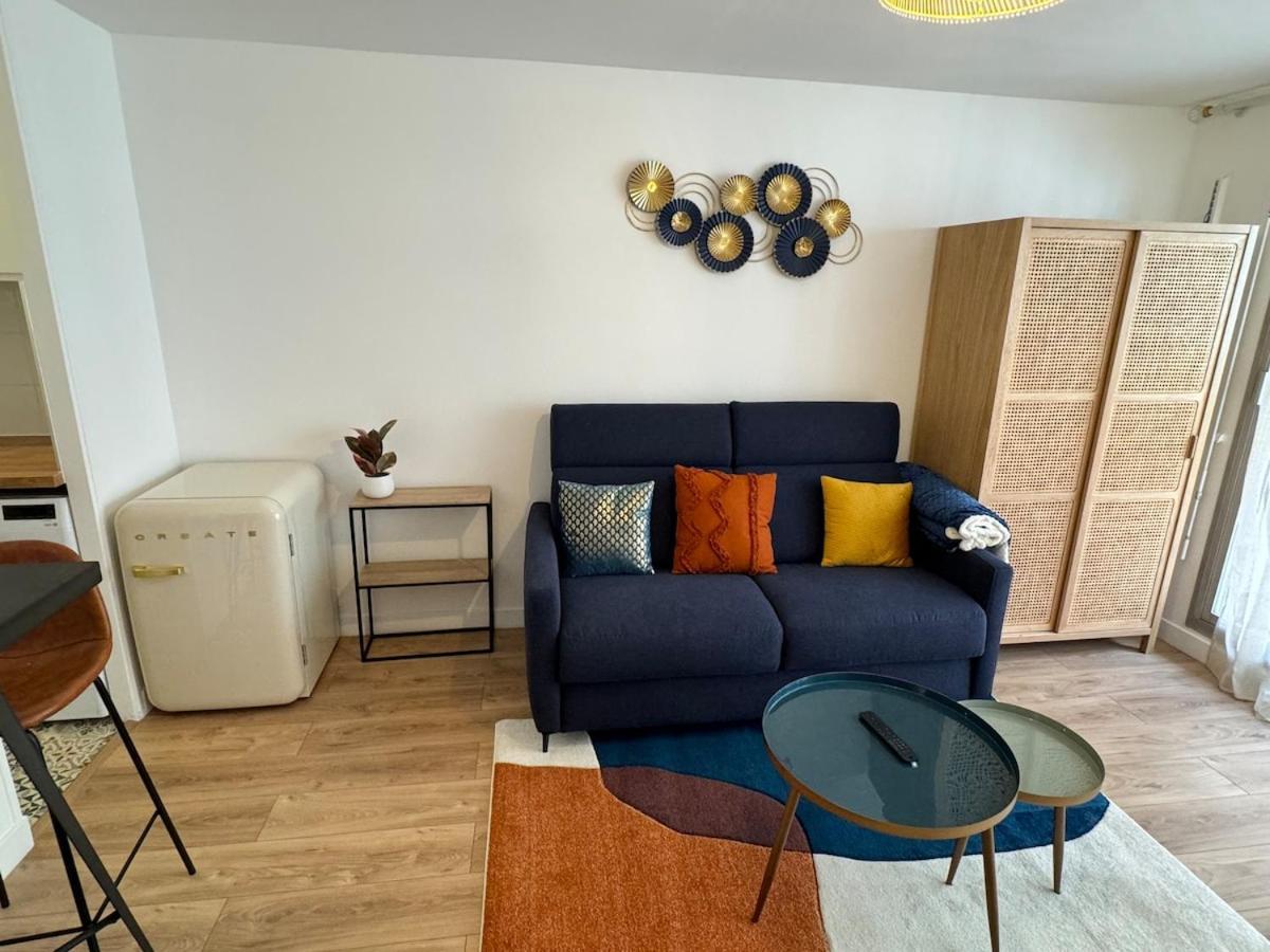 Furnished 17 Apartment *