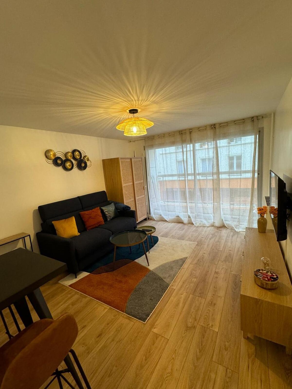 Furnished 17