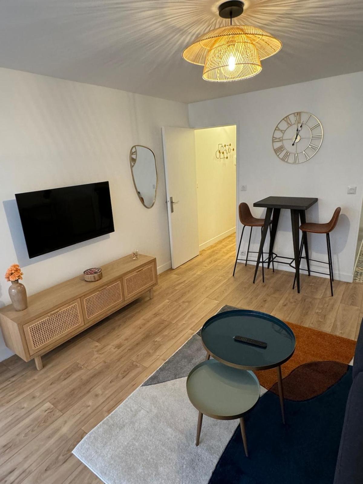 Furnished 17 Apartment