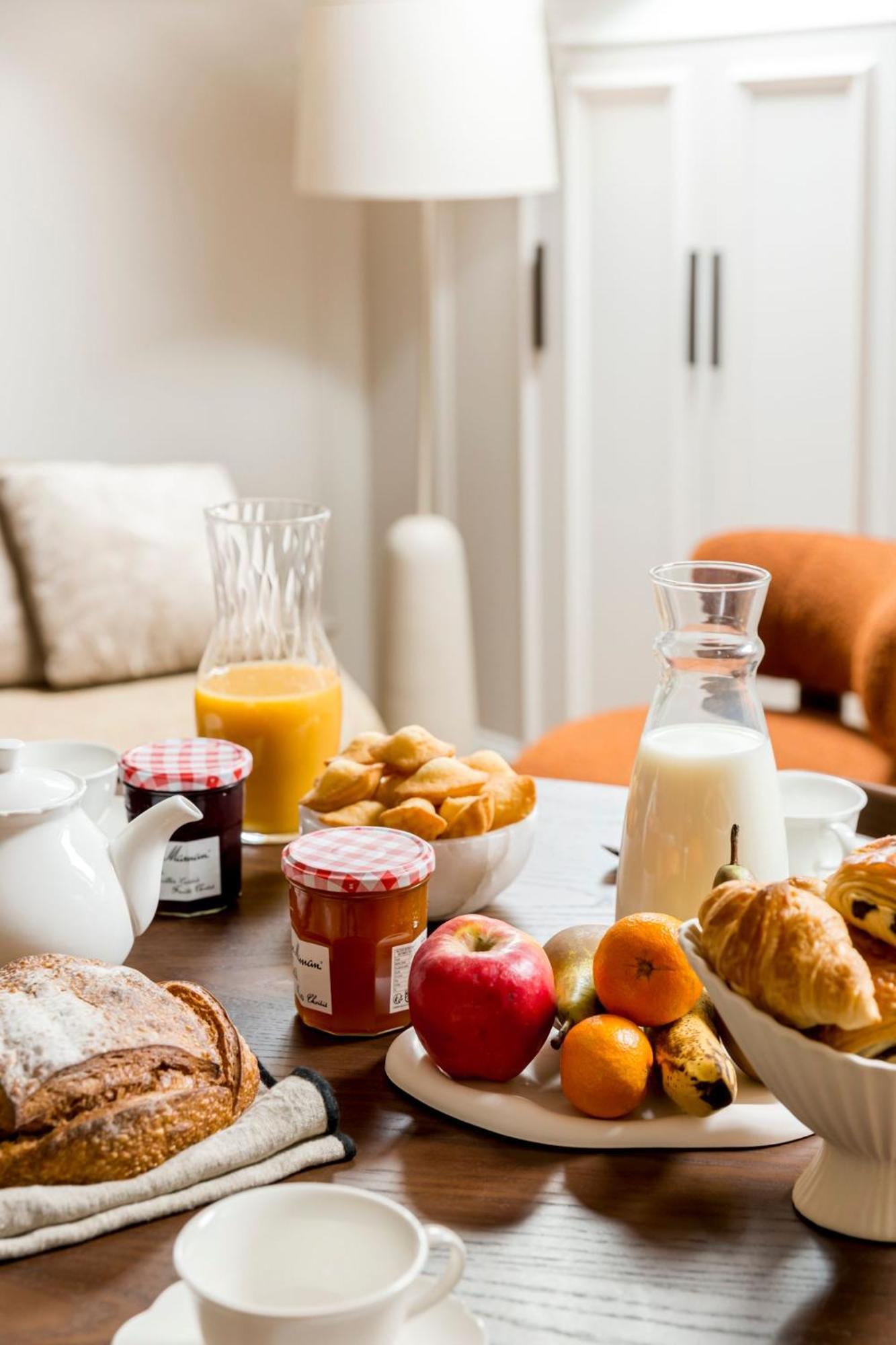 Merveil - Luxury - Champs Elysees - St Cyr I Paris