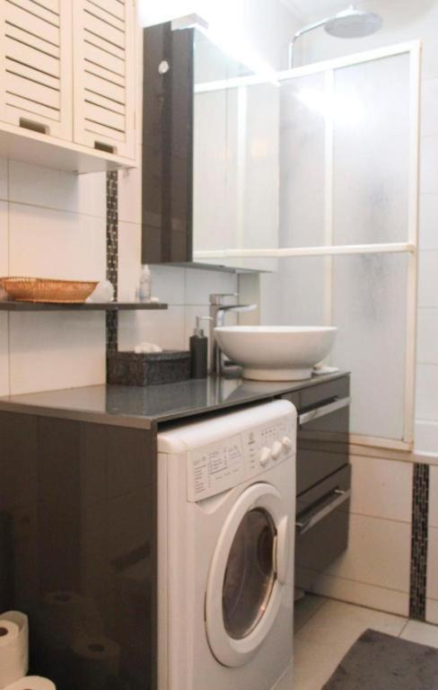Charonne Apartment *