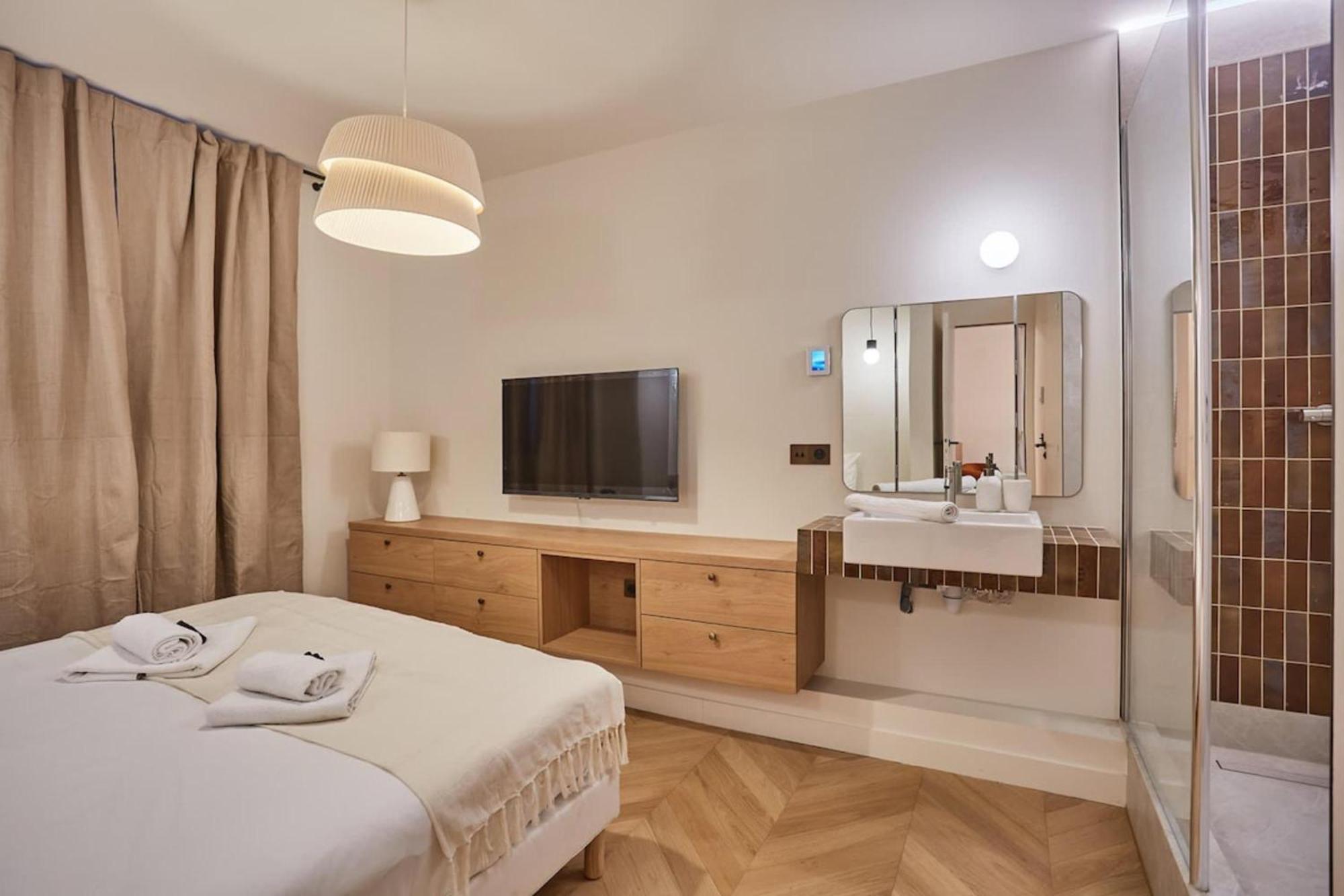 Superb Ac Center Of Le Marais Apartment *