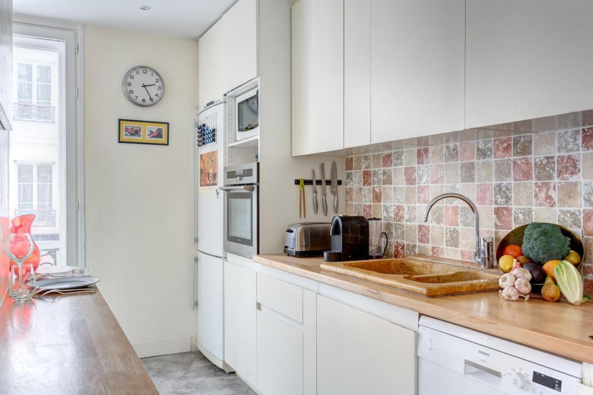 Mon - Vrai Parisien - Centre- Cosy Modern & Comfort - Free Travel Guide - Speciale Famille - Special Offer Apartment *