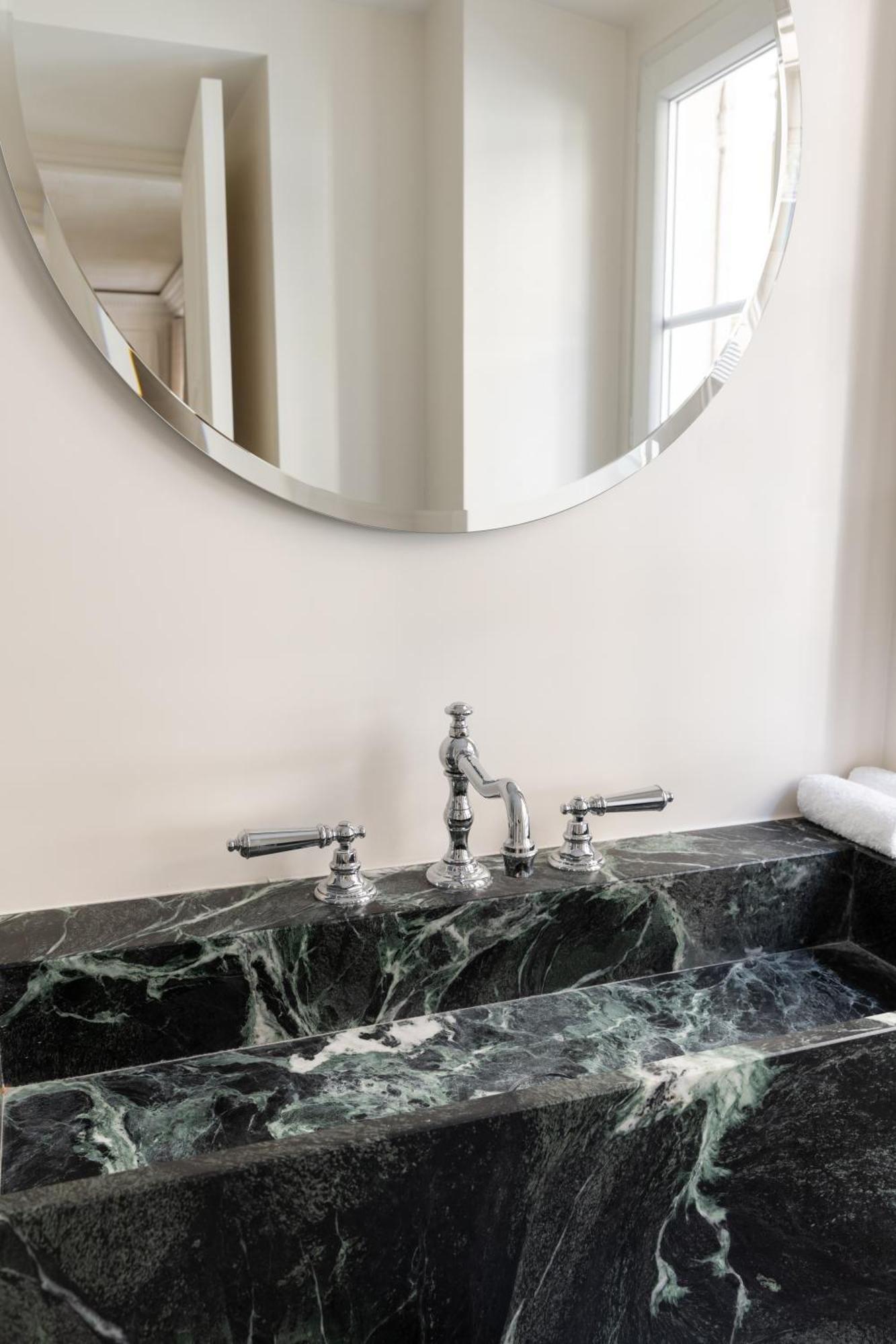 Highstay - Luxury Serviced - Victoires Apartment *