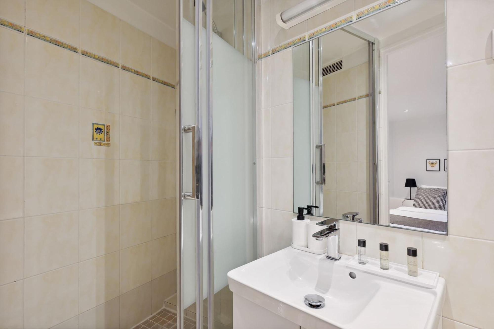 Apartment Chic Modern Duplex Adjacent To Musee D'orsay & Rodin Museum