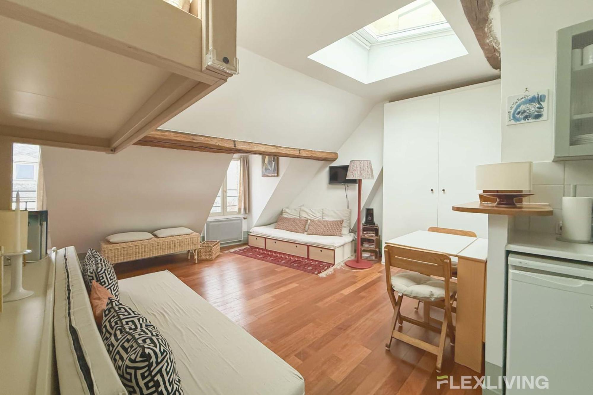 Flexliving - - Varennes Apartment *