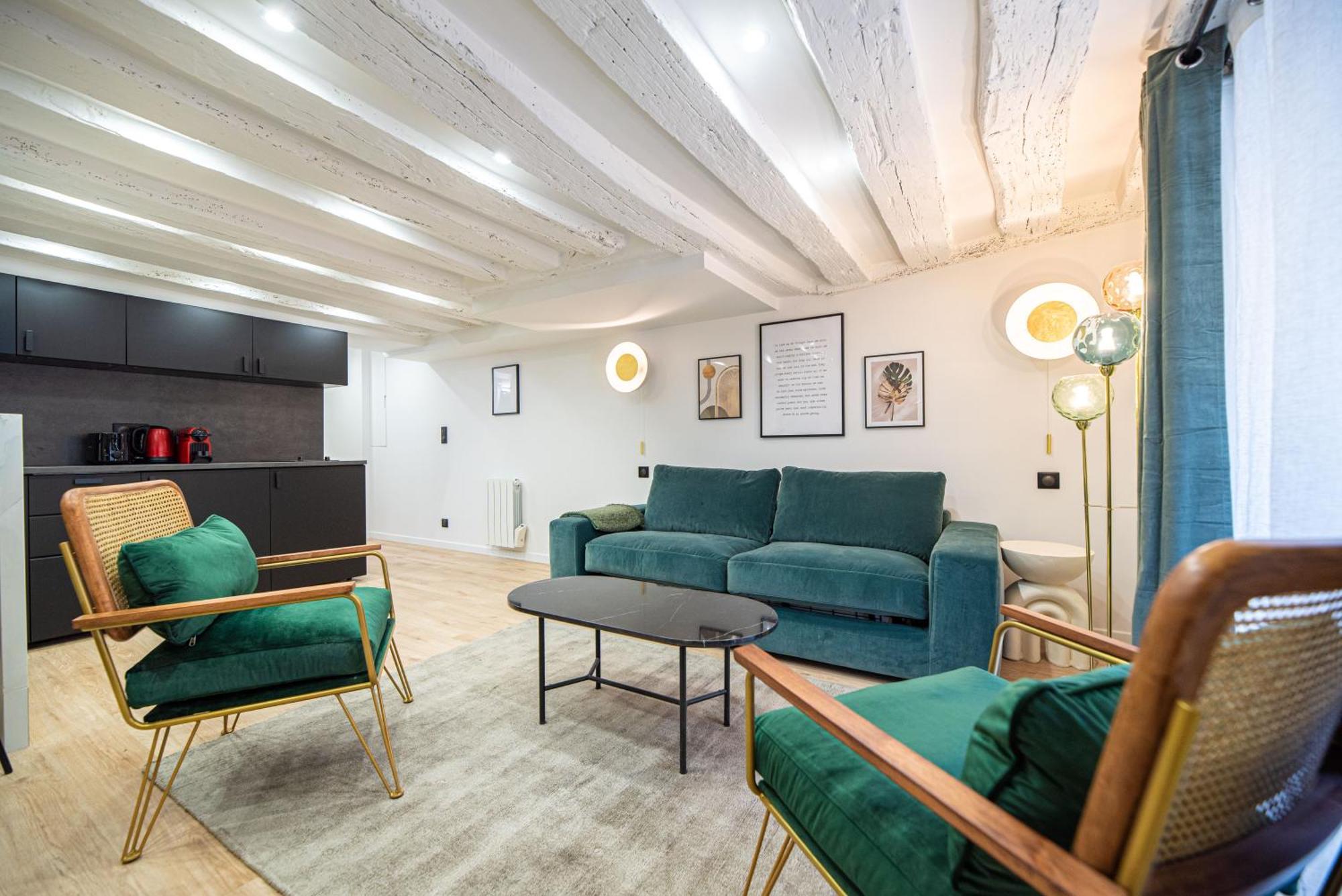 Cia - In Heart Of Le Marais 4p Apartment Paris