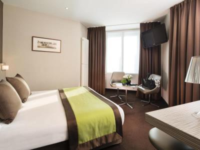 Acropole 3* Paris