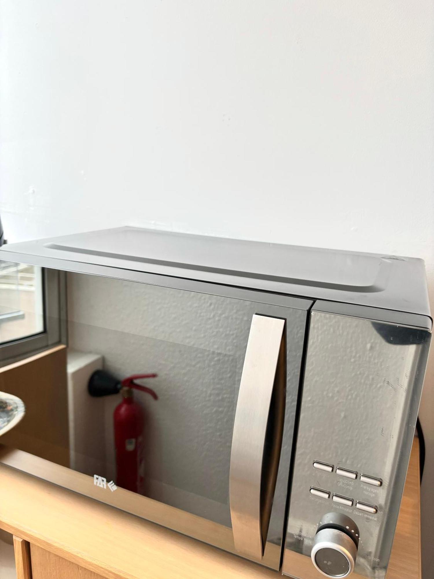 Lucas Salle De Bain Privative Homestay Paris