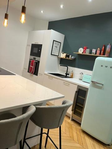 Beautiful 1br Flat Near Canal Saint Martin Appartement Paris