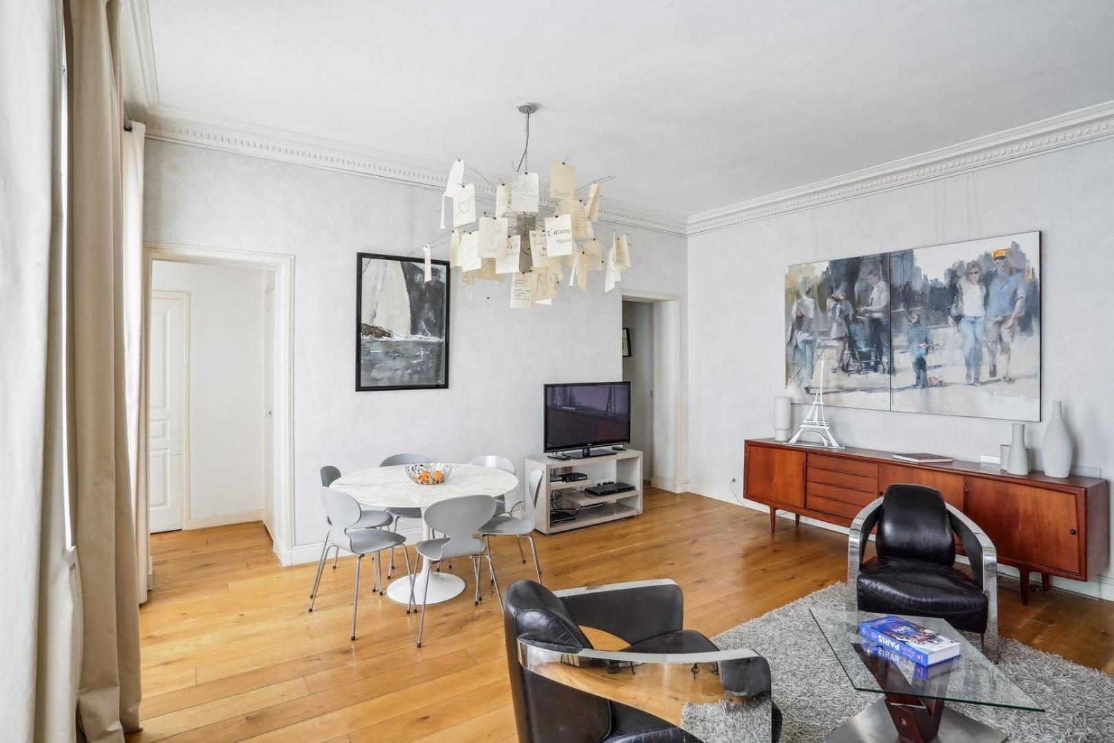 La Cle Des Champs Elysees Apartment