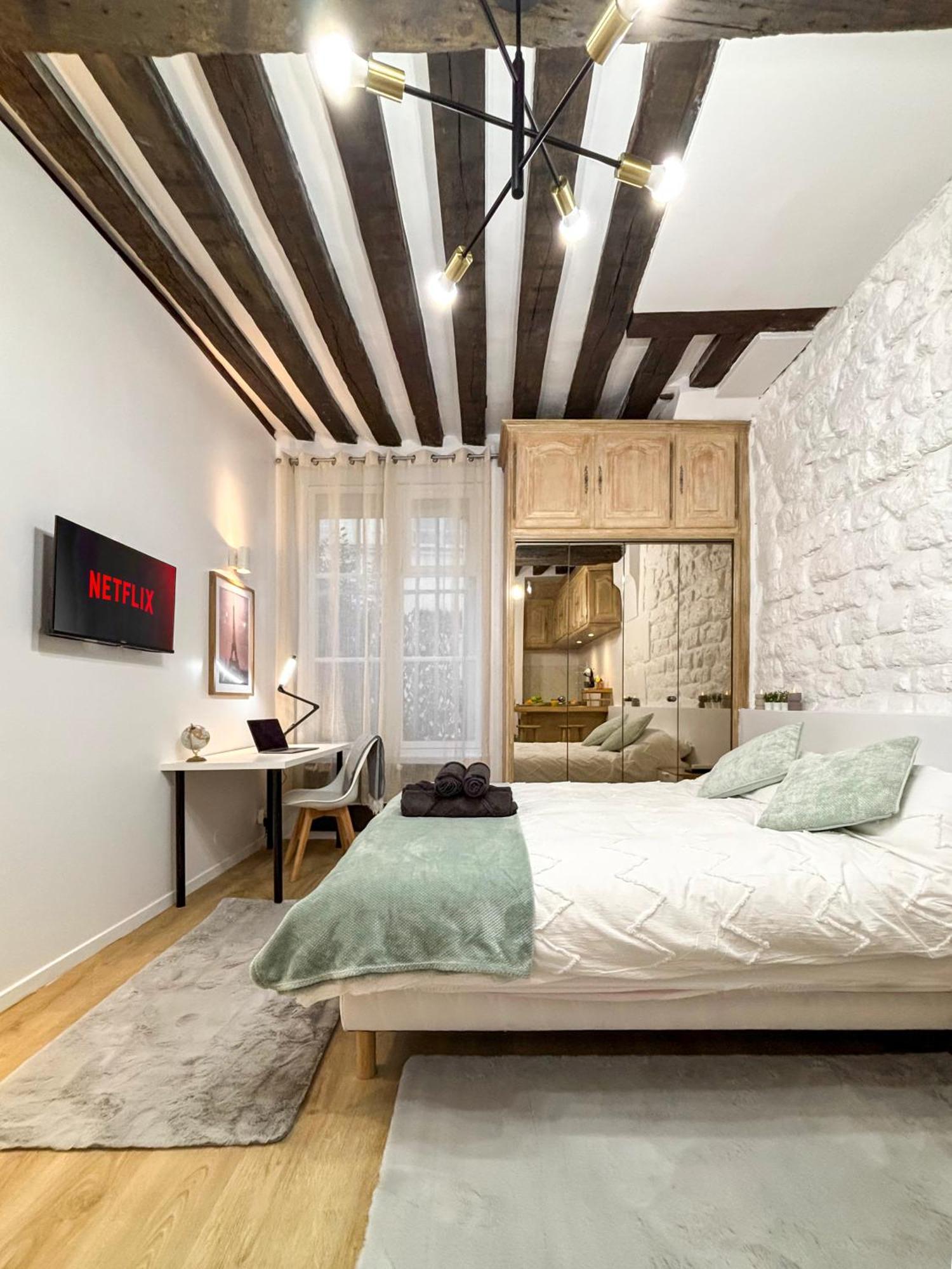 Le Columba-studio Parisien Saint-germain Apartment