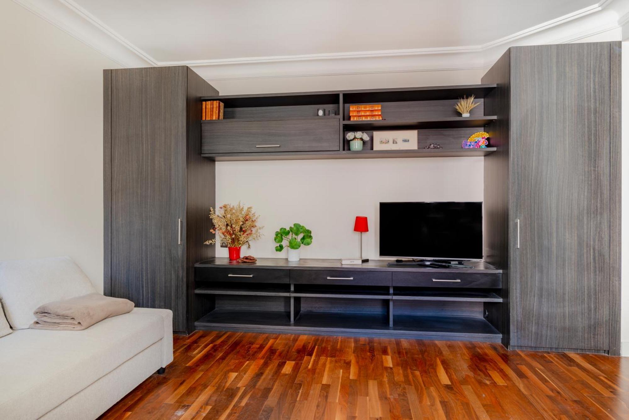 Apartment Blomet Design Paris
