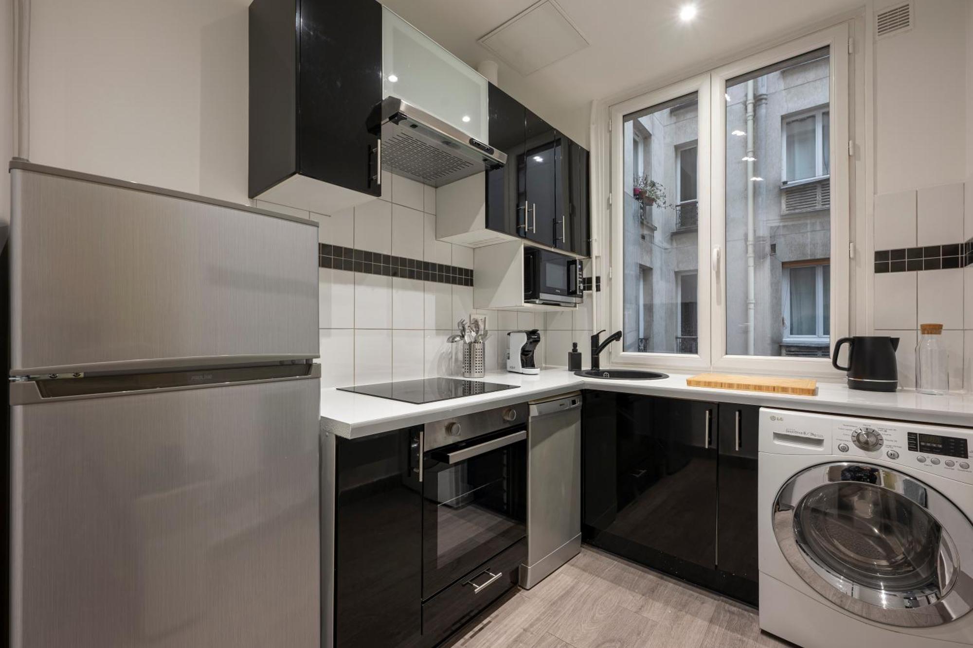 Apartment 2 Bdr Saint Lazare Galeries Lafayette 8