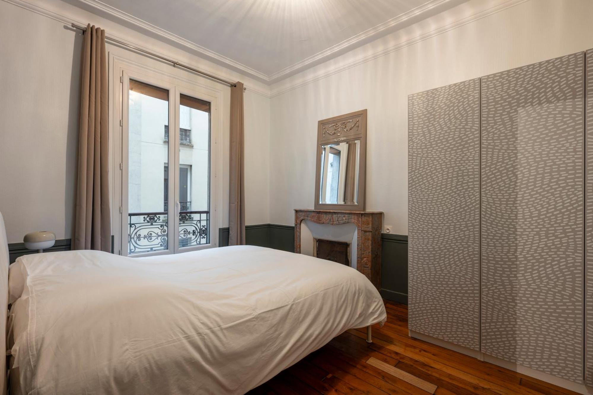 Apartment 2 Bdr Saint Lazare Galeries Lafayette 8 Paris