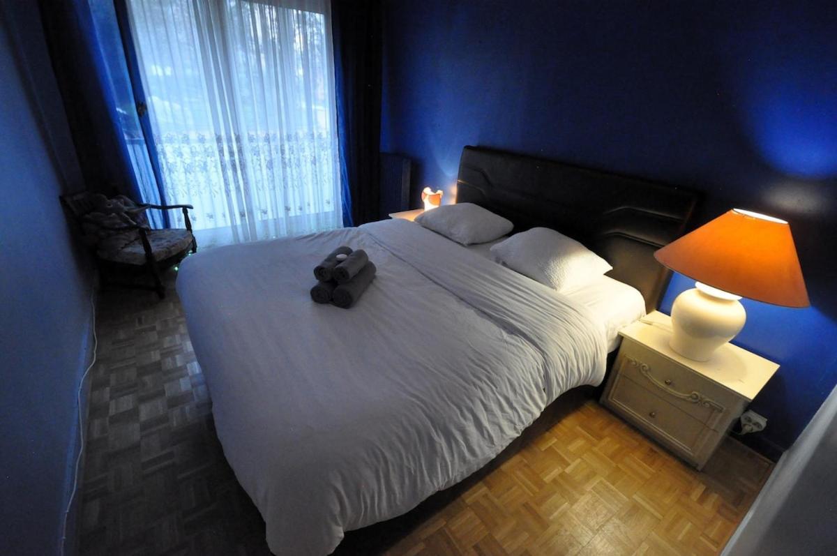 Apartment Spacious, Bright With Private Parking