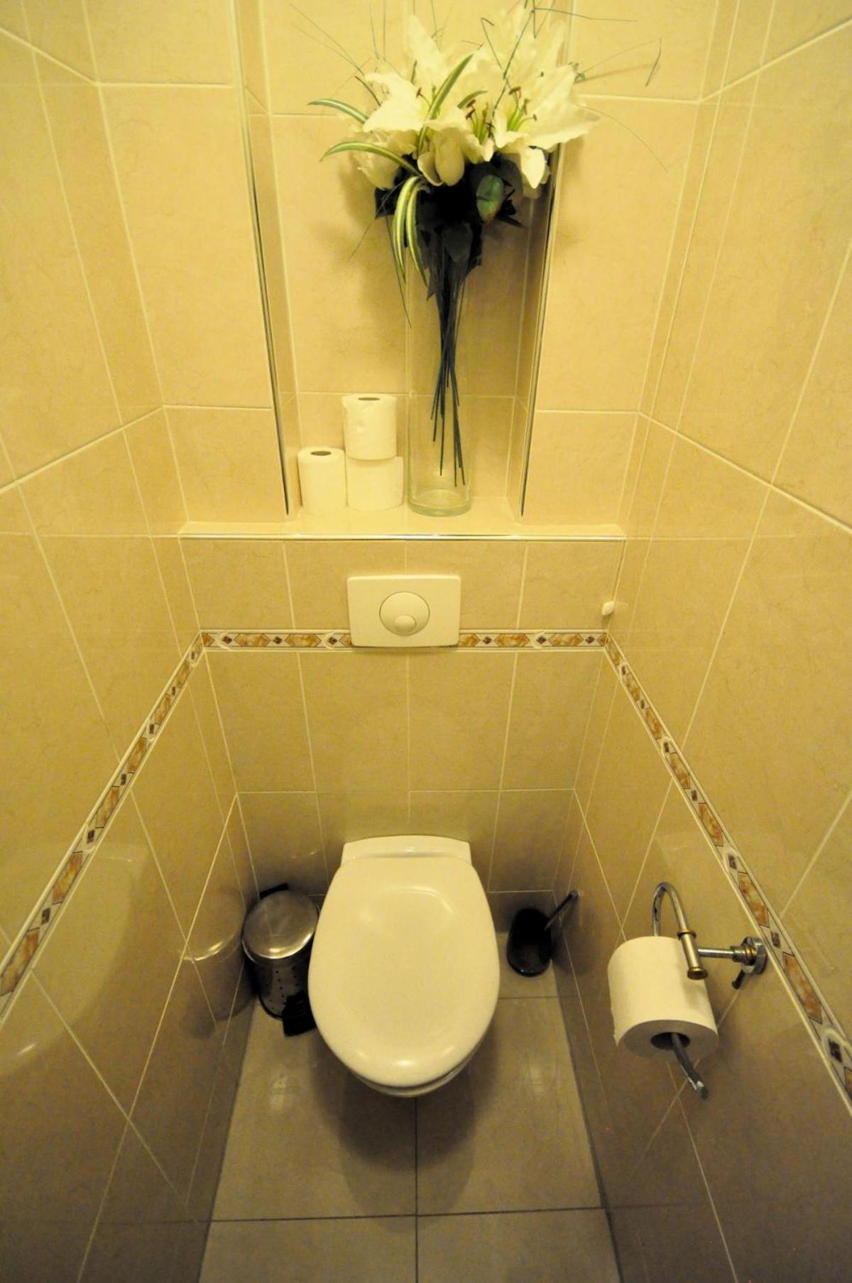 Spacious, Bright With Private Parking * Paris