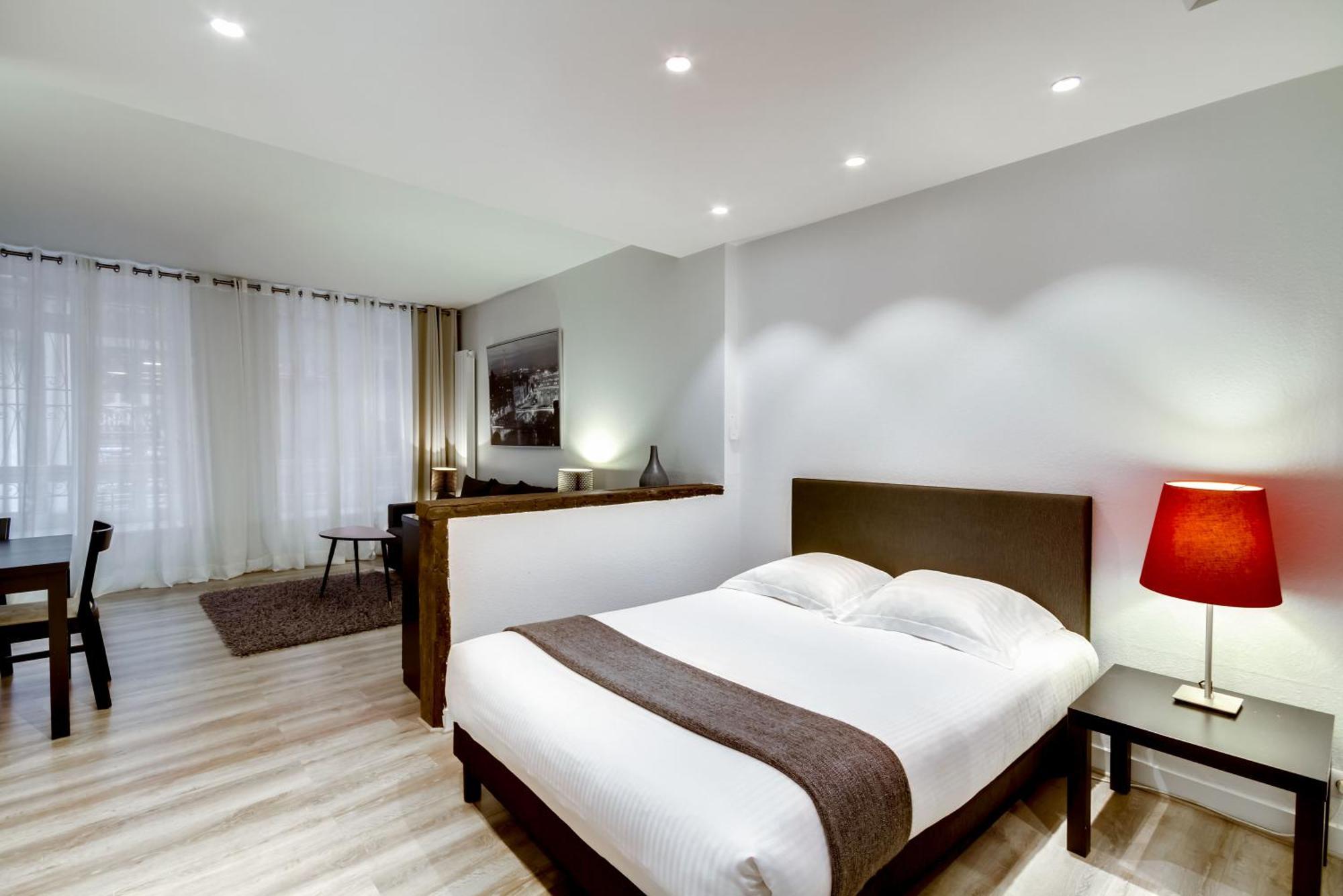 Apartment For Work In Center
