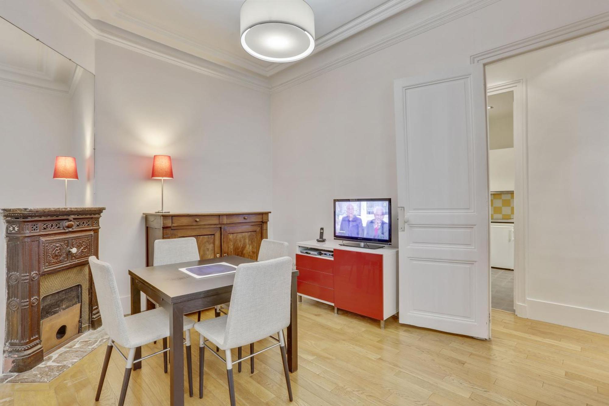 Apartment For Work In Center *