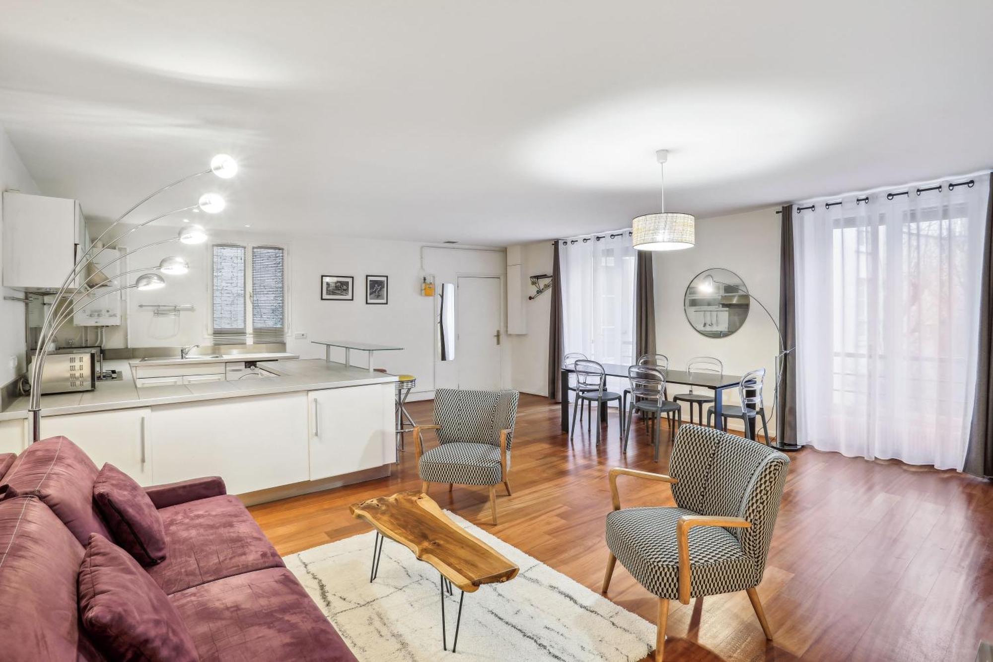 Apartment For Work In Center