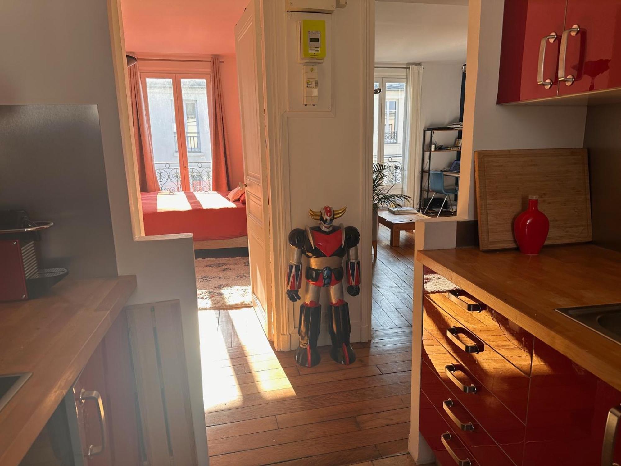 Quiet Hill Of Montmartre Appartement