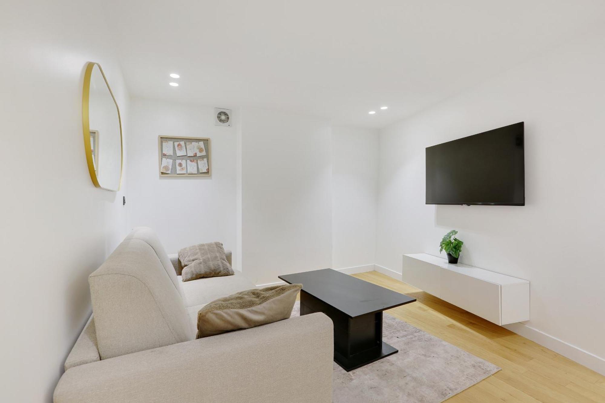 Apartment Beautiful 2 Bdr Duplex In