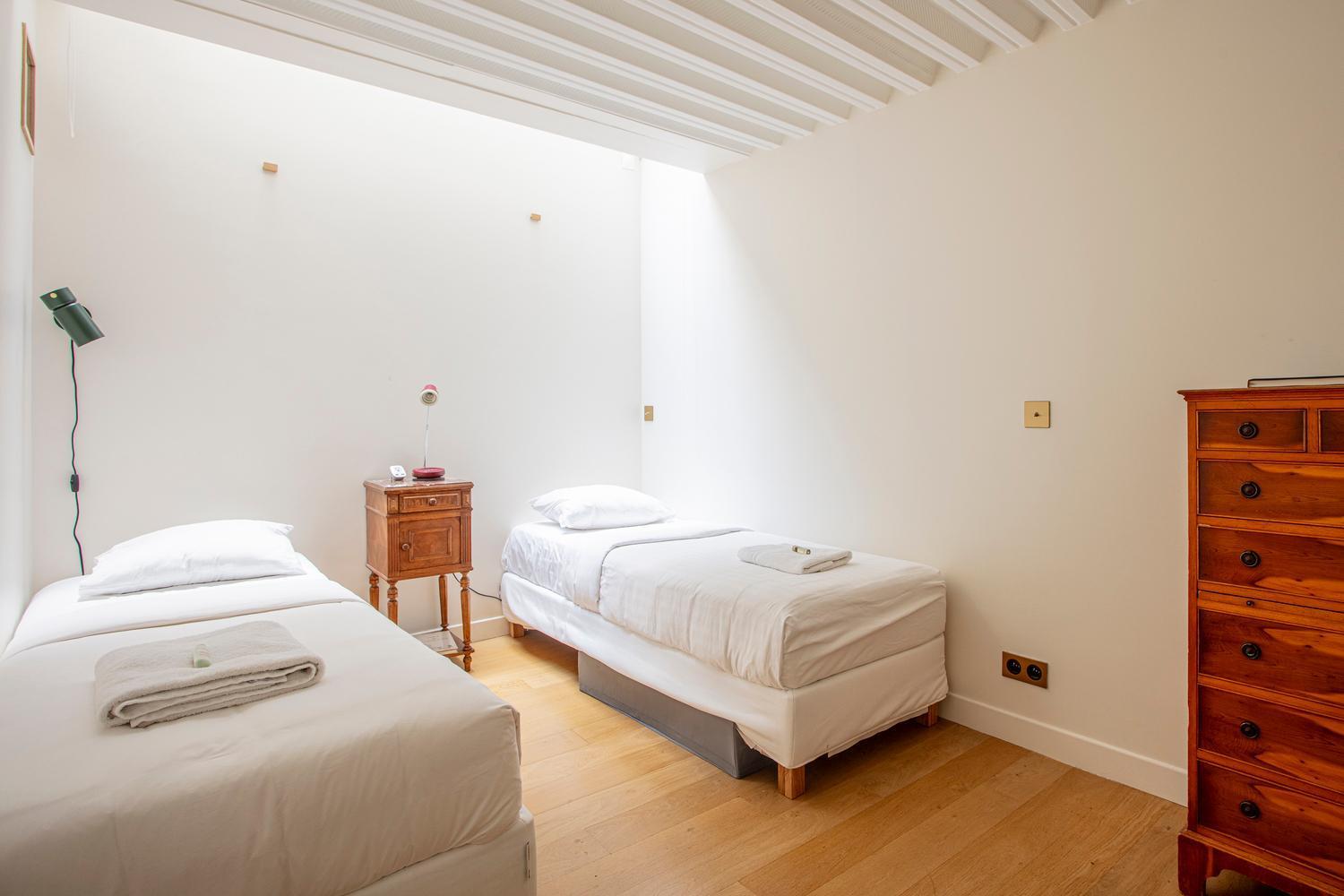 Parisian Loft With Plenty Of Light And Solarium In Bastille Area *