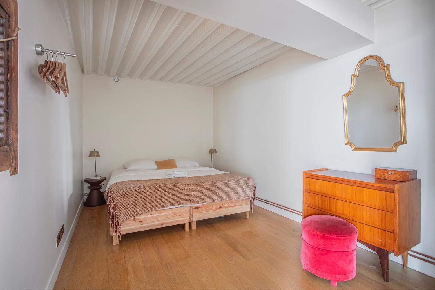 Parisian Loft With Plenty Of Light And Solarium In Bastille Area *