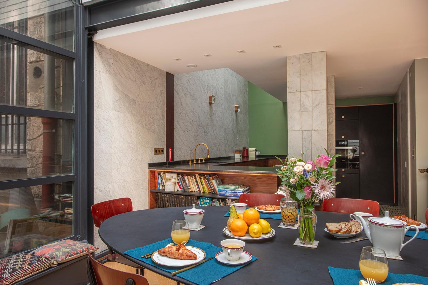 Apartment Parisian Loft With Plenty Of Light And Solarium In Bastille Area
