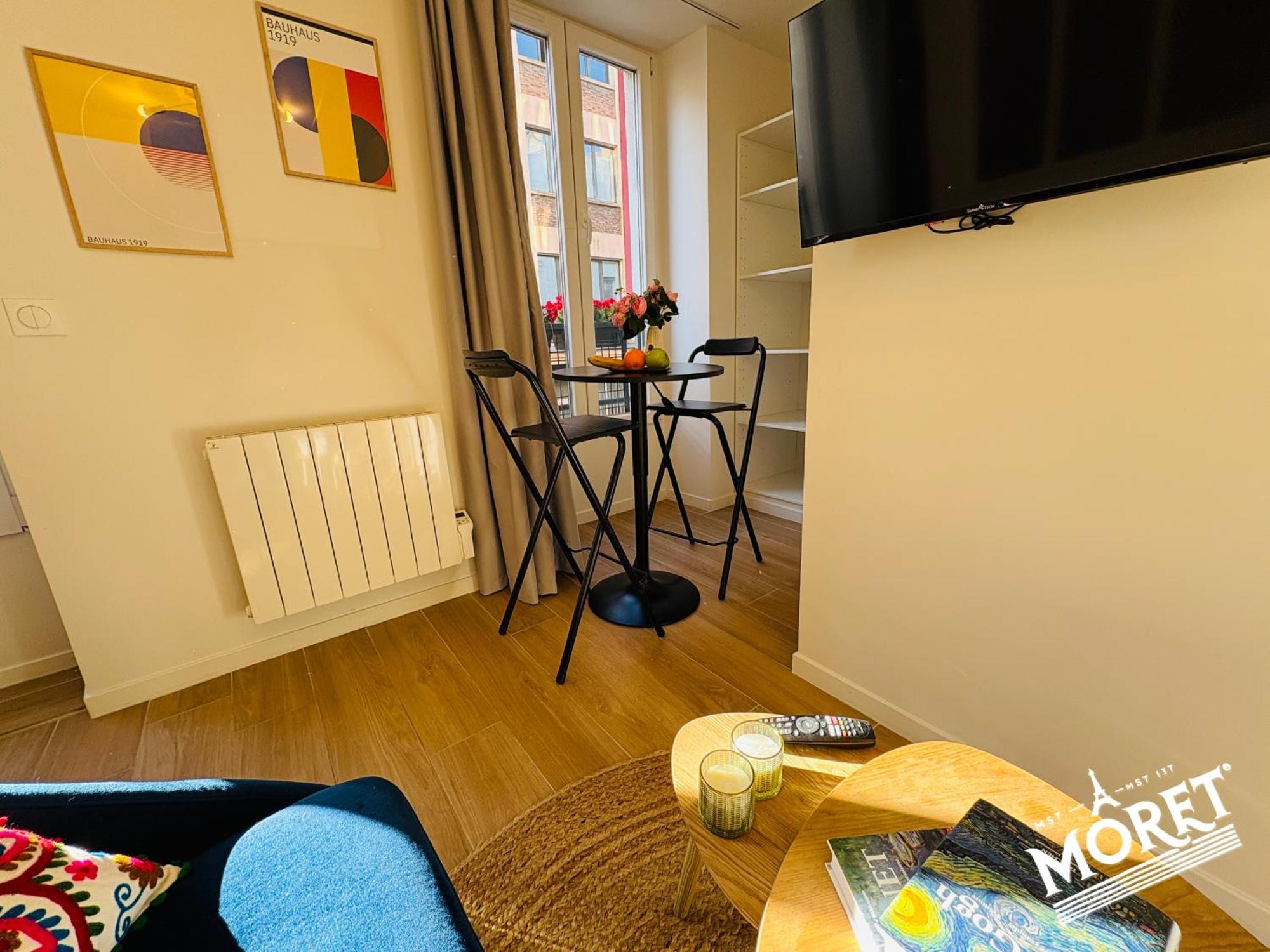 Moret Art Flats Trendy East Aparthotel *