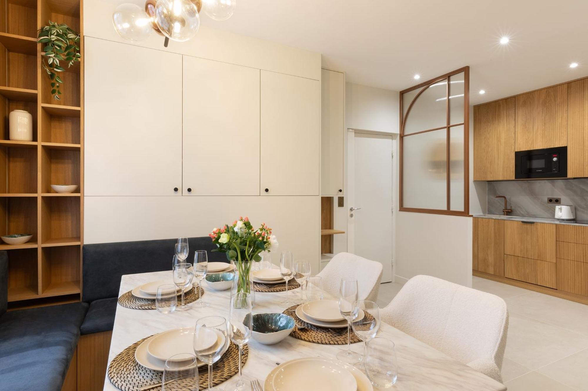 Apartment Luxury Saint Honore I Paris