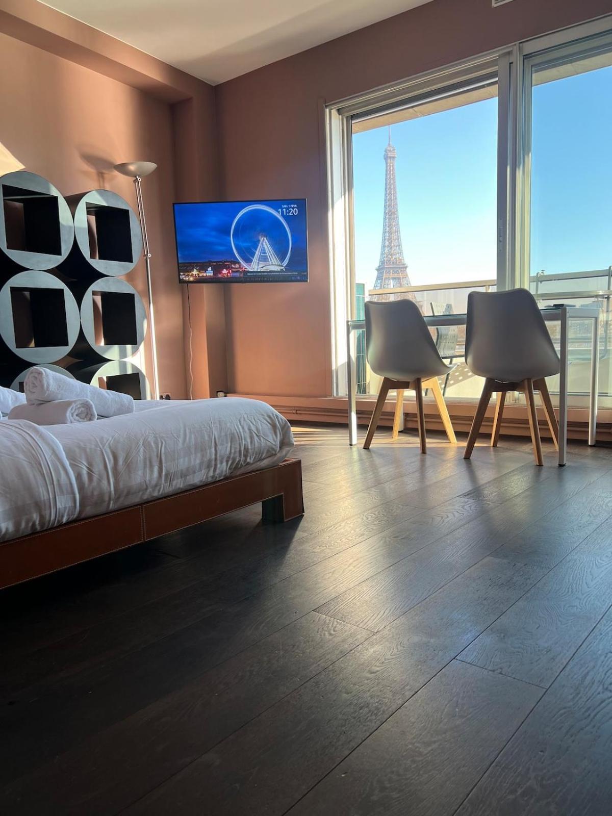Luxury View Eiffel Tower 16th Trocadero