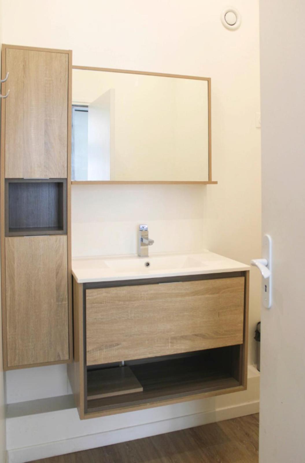 Spacious Appt Close To Place Monge *