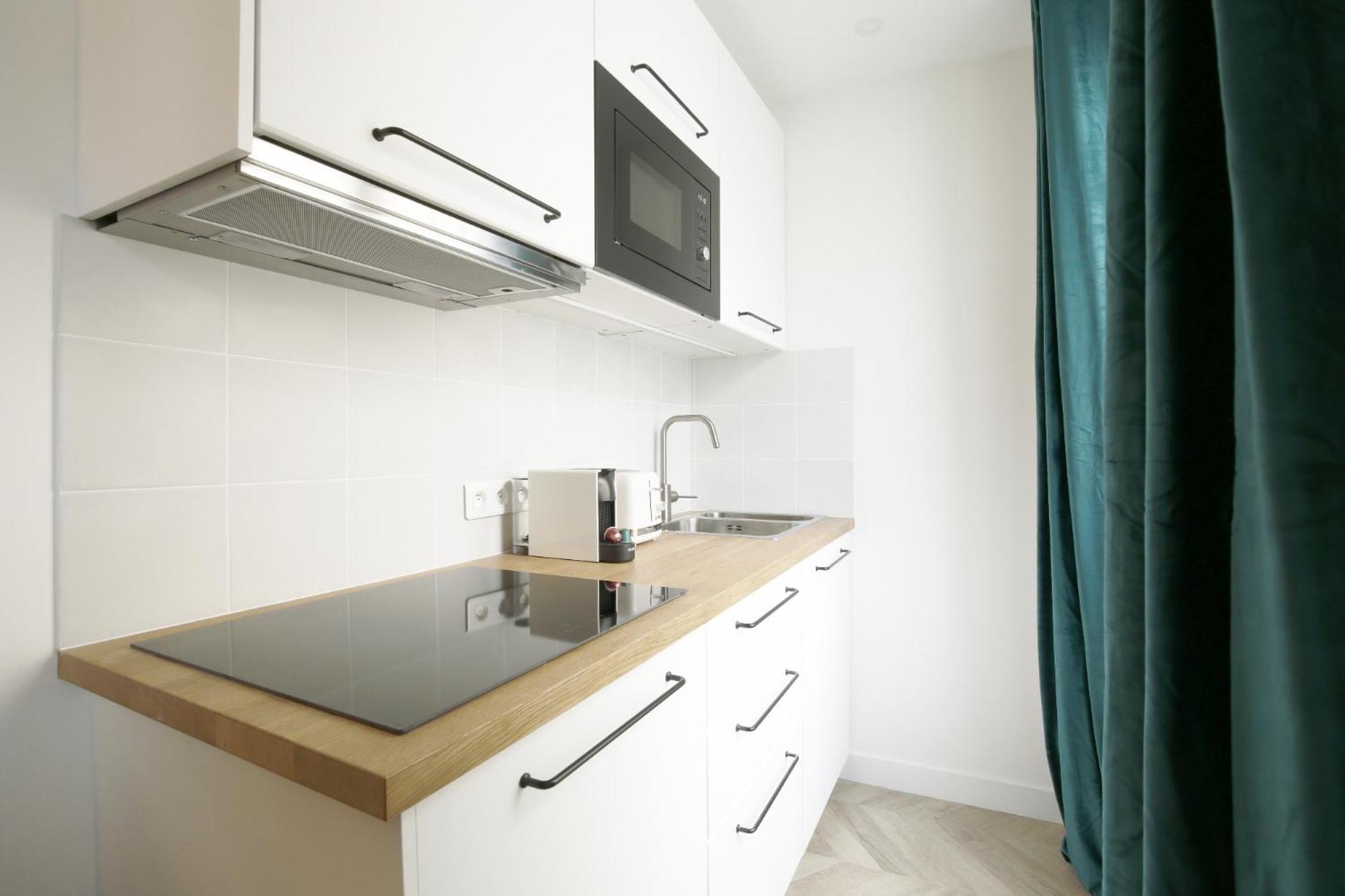Relish Baguette In Light-filled Duplex Apartment *