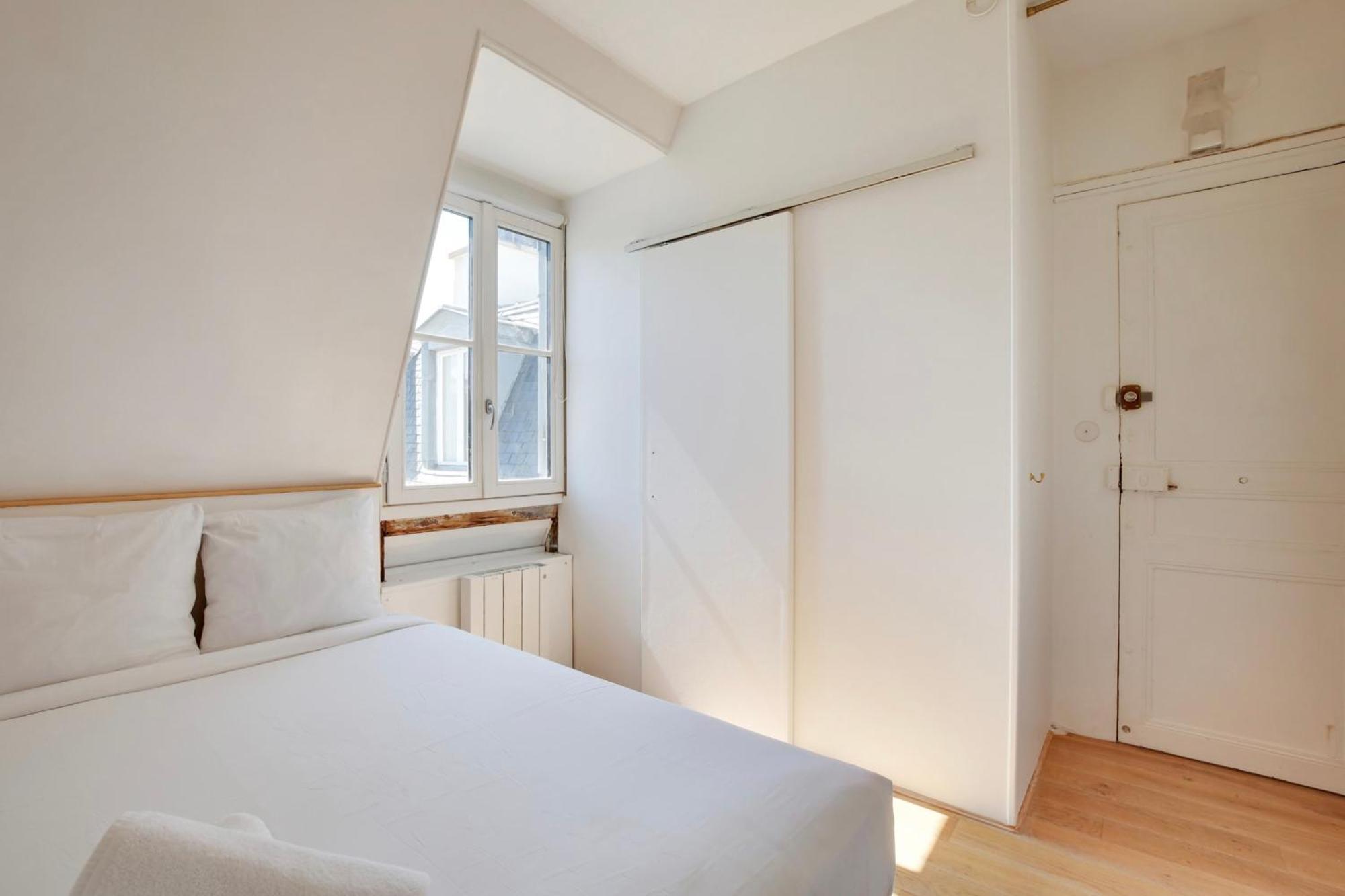 Apartment Marais - Rosiers Charming 2 Peoples *