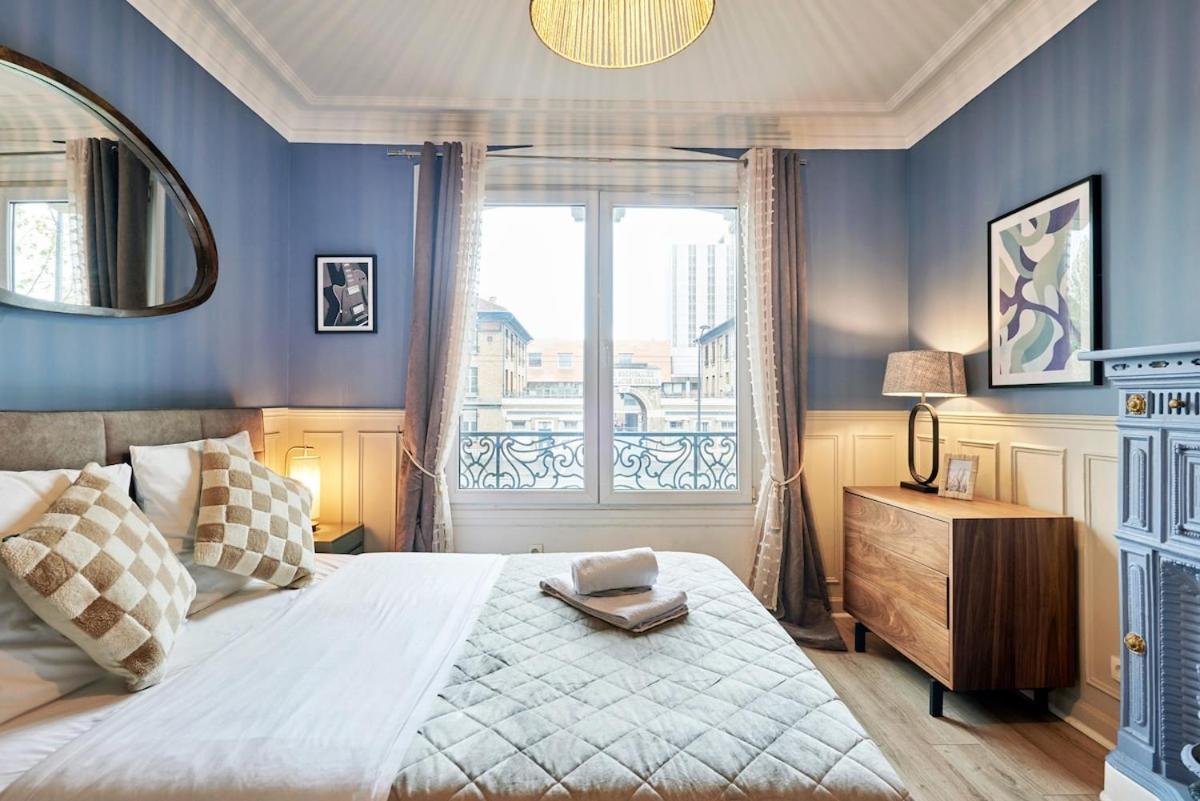 Ney - 2 Bedrooms 1 Living Apartment Paris