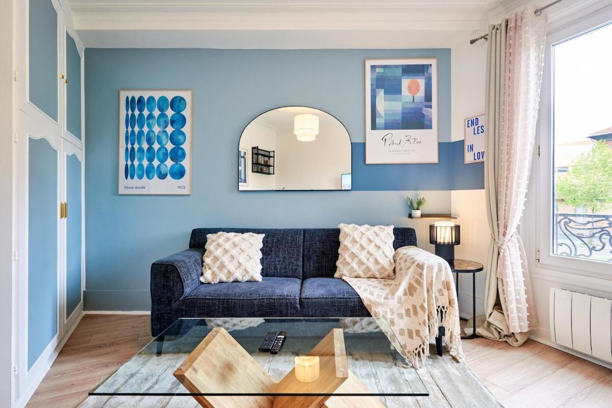Apartment Ney - 2 Bedrooms 1 Living *