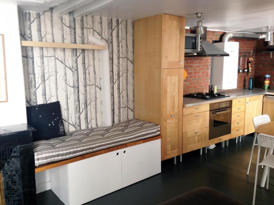 Charming 2-bedroom Duplex Bastille Apartment *