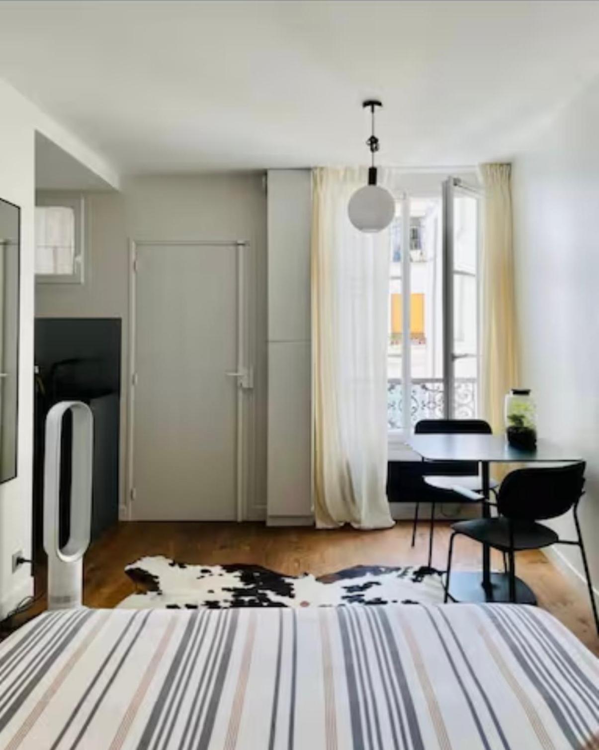 Stylish In The Heart Of Montorgueil Marais *