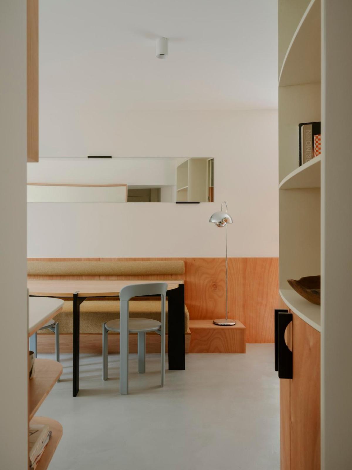 Charming 3-room In Montmartre Apartment *