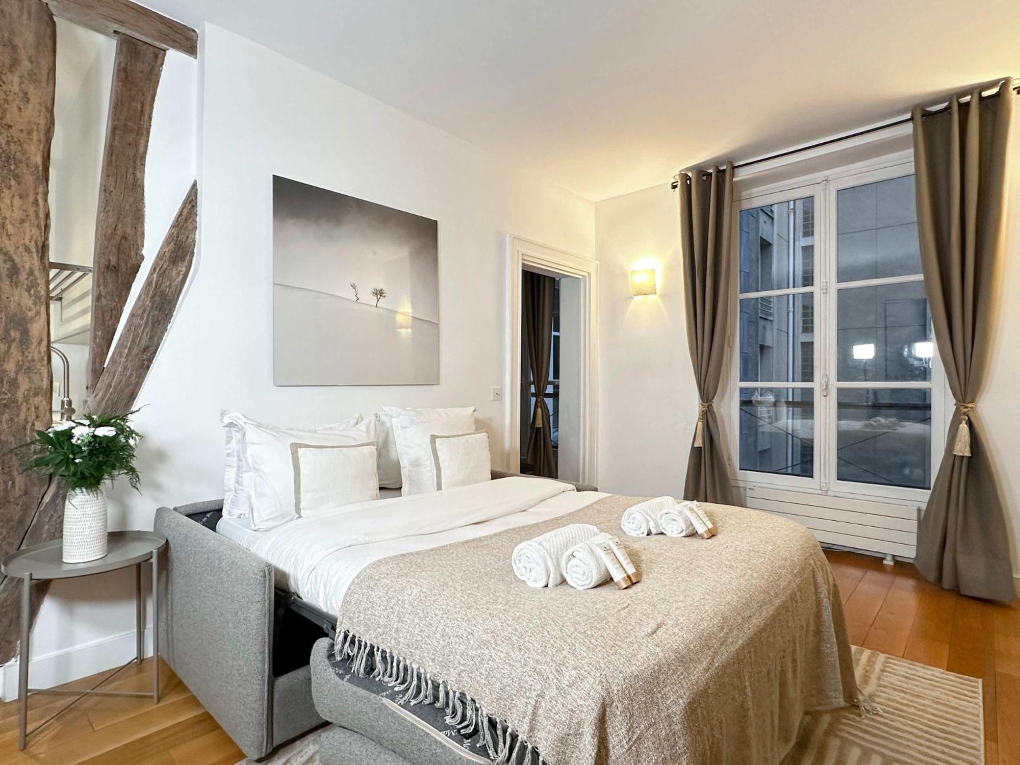Luxembourg Garden Deluxe Flat Apartment