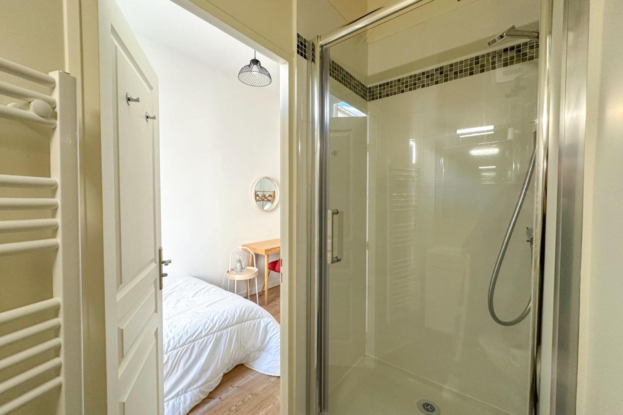 Flexliving - - Parodi * Paris