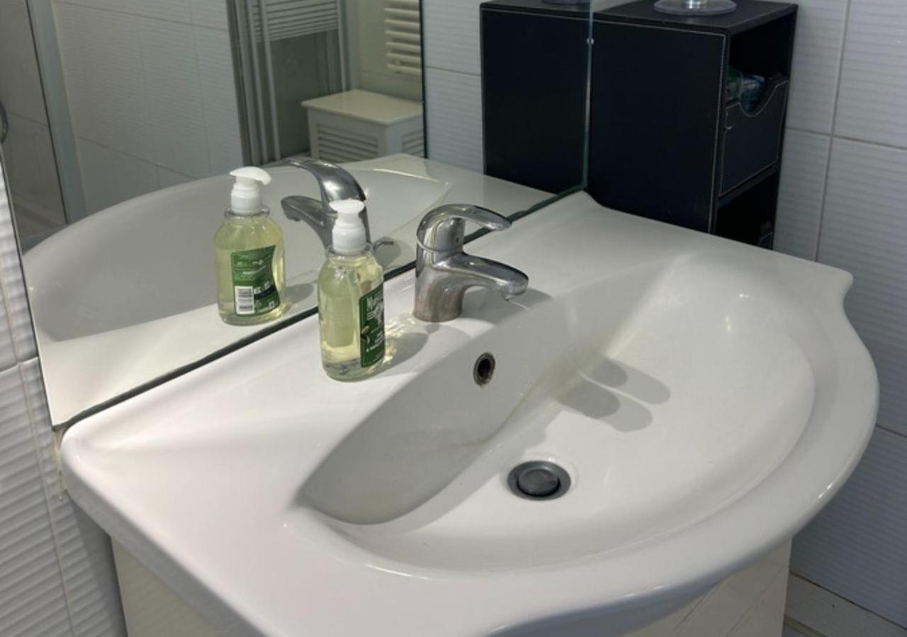 Loft Le Marais A Place Des Vosges Apartamento *