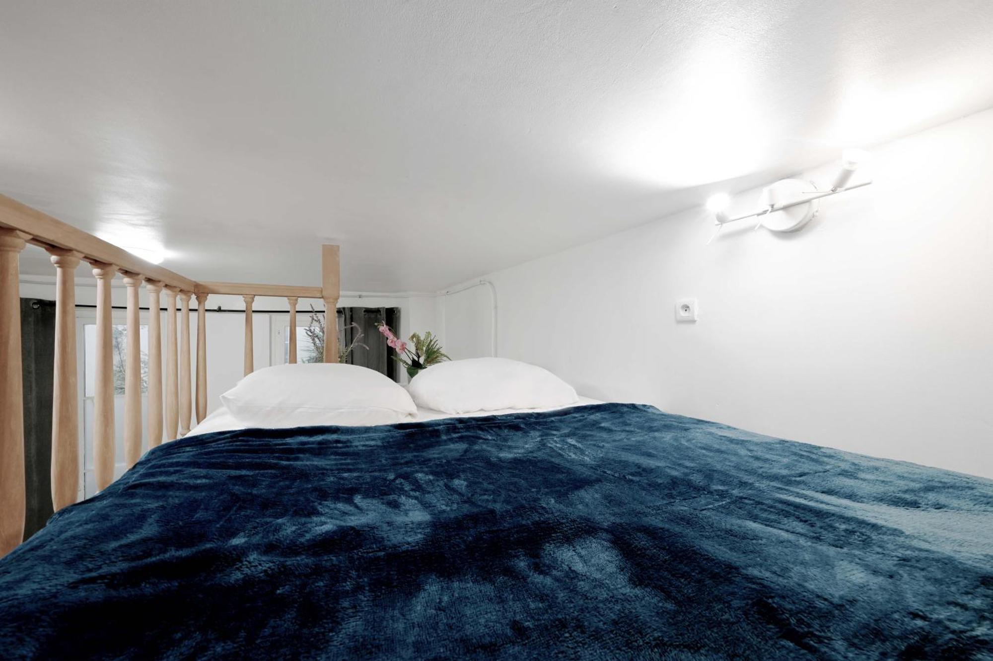 Appartement Studio Cosy Pour Trois Au Coeur Du Marais