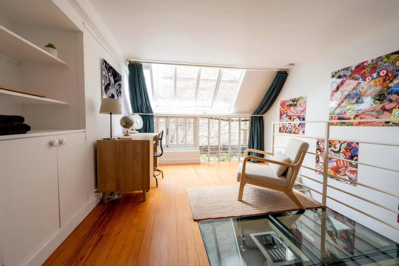 Cozy Artist Loft