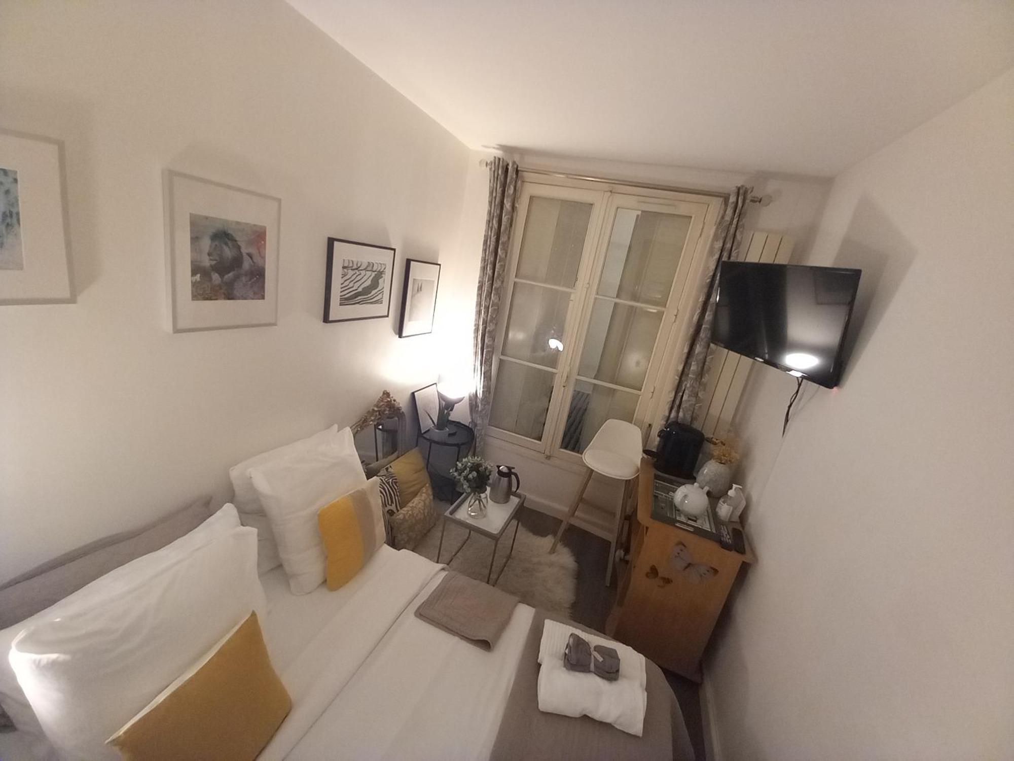 Apartment Gare Montparnasse 1minute,center 6 Eme ,close To Eiffel Tour And Louvre Meusm ,amusing Place *
